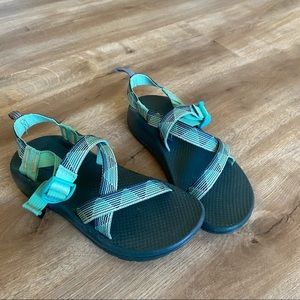 Blue and turquoise women’s Chaco shoes